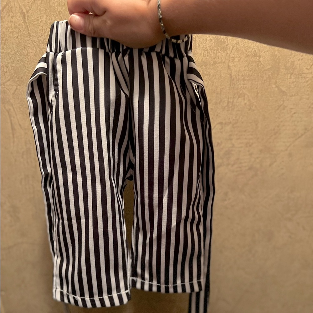 Dress pants ties in back